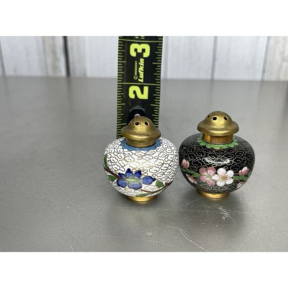 Vintage Cloisonne Enamel Brass Stacking Salt Pepper Shaker White Black - Picture 5 of 6